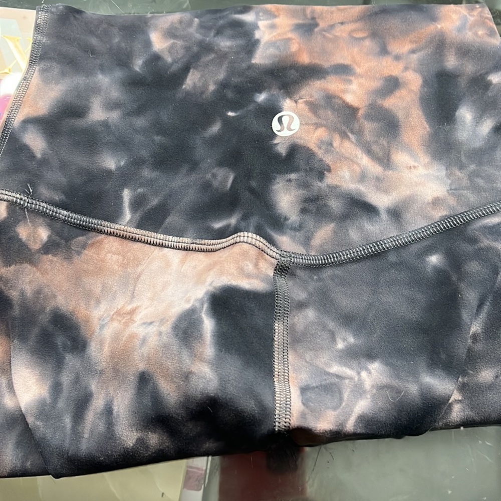 Size 2 - Picture 2 of 5